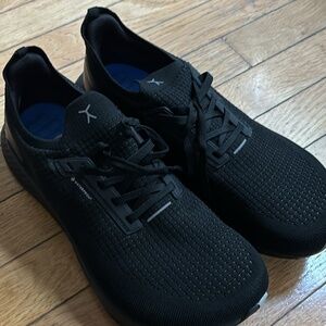 Flux Adapt Run Waterproof Women’s 10.5